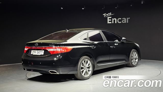 Hyundai Grandeur HG300 Premium Collection — пробег 106 450 км — фото 2 из 5