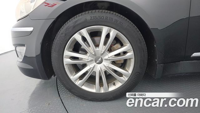 Hyundai Genesis из Кореи Encar