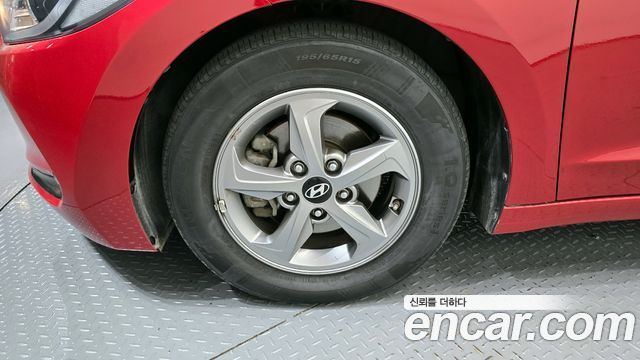 Hyundai AVANTE из Кореи Encar