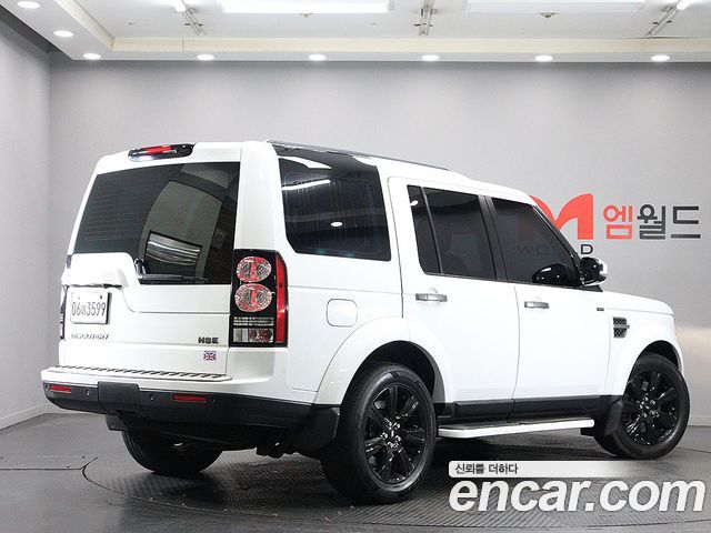 Land Rover Discovery 3.0 SDV6 SE — пробег 155 329 км — фото 3 из 5