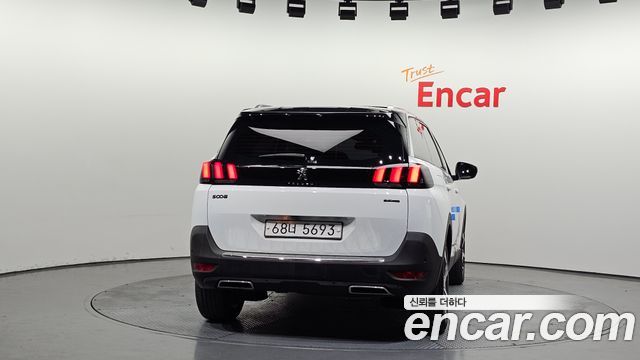 Peugeot 5008 из Кореи Encar