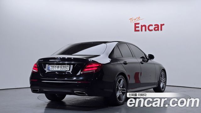 Mercedes-Benz E-Class из Кореи Encar
