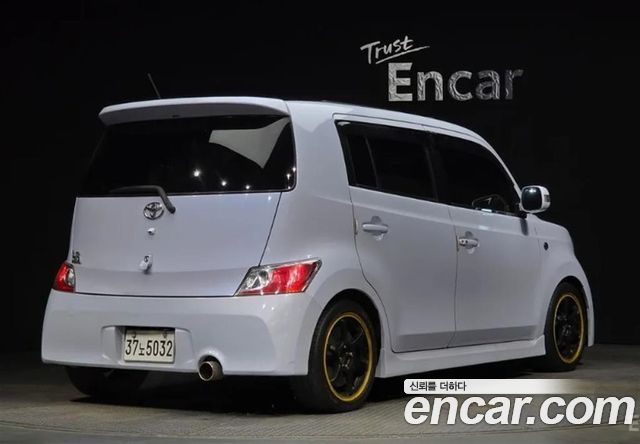 Toyota bB из Кореи Encar