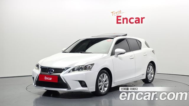 Lexus CT200h 1.8 Supreme ZWA10 — пробег 139 410 км — фото 1 из 5