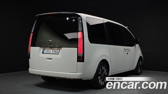 Hyundai Staria из Кореи Encar