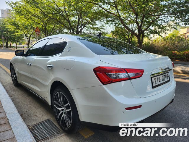 Maserati Ghibli 3.0 Diesel 3rd — пробег 124 000 км — фото 2 из 5