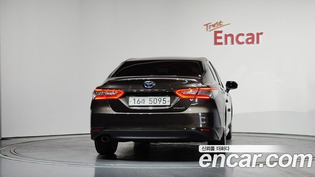 Toyota Camry из Кореи Encar