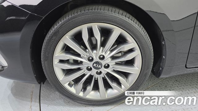 Kia K7 из Кореи Encar