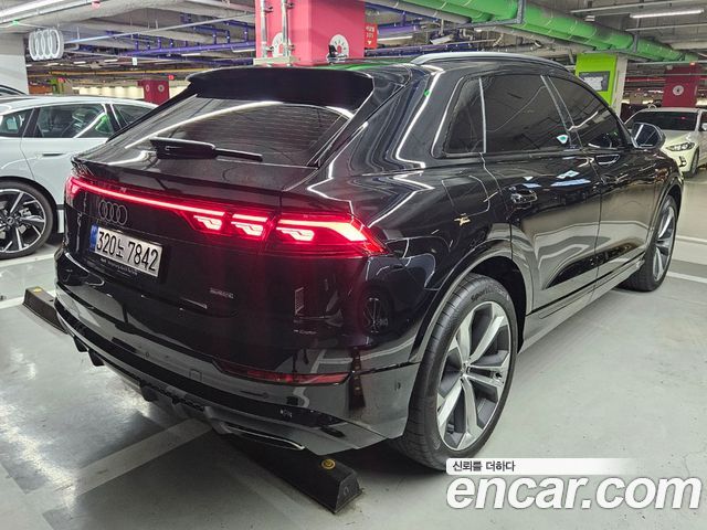 Audi Q8 55 TFSI Quattro Premium — пробег 603 км — фото 5 из 5