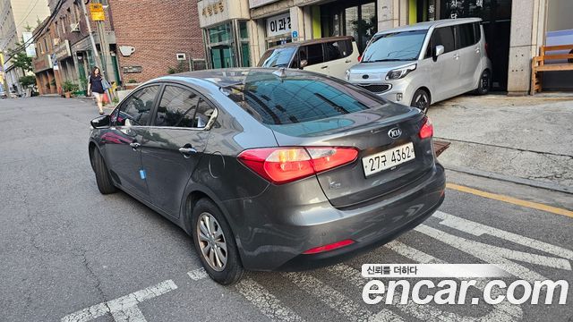 Kia K3 Luxury — пробег 180 000 км — фото 4 из 5