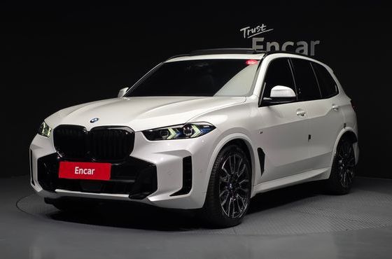 BMW X5 xDrive 40i M Sport — пробег 8 901 км — фото 1 из 5