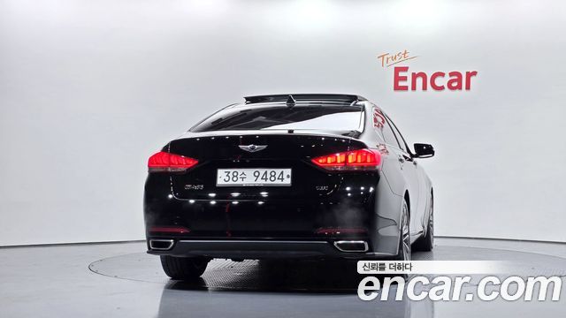 Hyundai Genesis из Кореи Encar