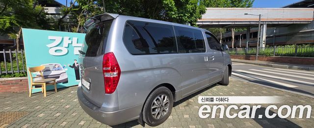Hyundai Starex Urban 9-Seater Premium Spicial — пробег 185 754 км — фото 2 из 5