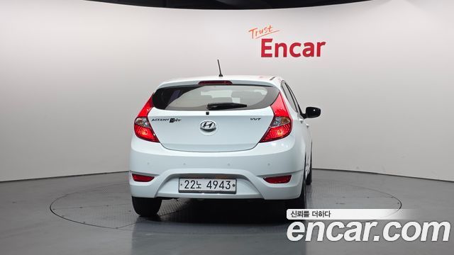 Hyundai Accent WIT 1.4 VVT Modern — пробег 128 666 км — фото 4 из 5