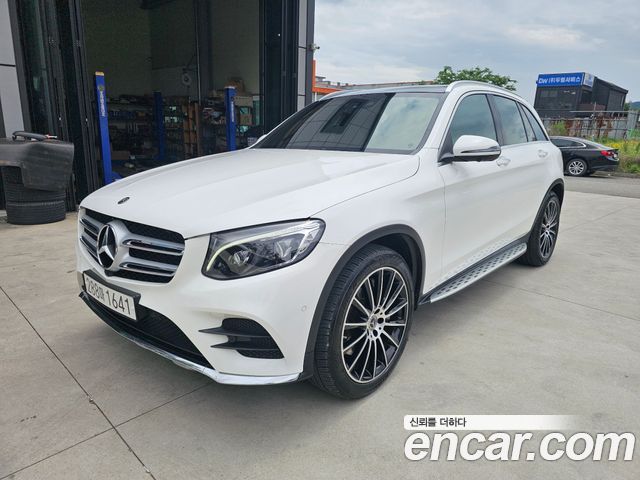 Mercedes-Benz GLC-Class GLC300 4MATIC AMG Line — пробег 29 061 км — фото 1 из 5