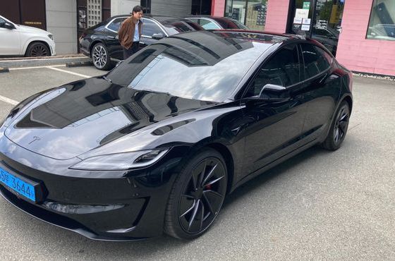 Tesla Model 3 Performance AWD — пробег 500 км — фото 2 из 5