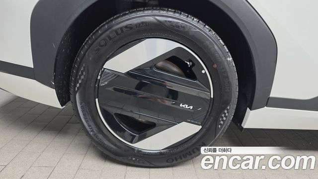 Kia EV4 из Кореи Encar