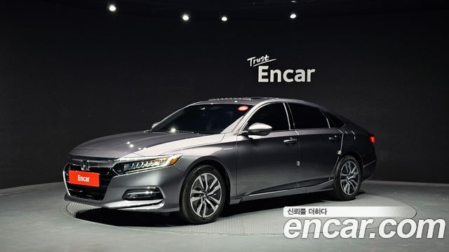 Honda Accord 2.0 Hybrid Touring — пробег 83 945 км — фото 1 из 5