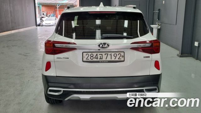 Kia Seltos из Кореи Encar