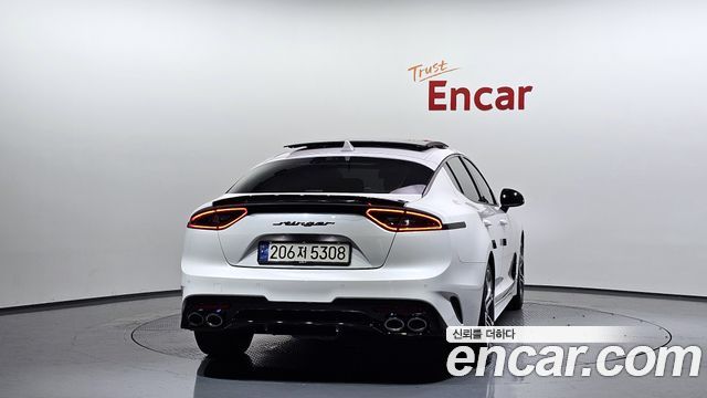 Kia Stinger из Кореи Encar