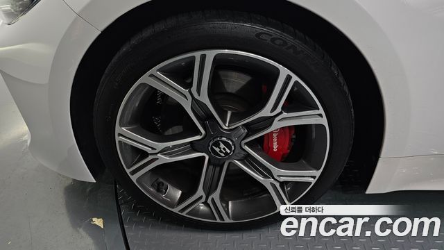 Kia Stinger из Кореи Encar
