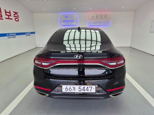 Hyundai Grandeur 2.4 Premium — пробег 83 517 км — фото 4 из 5
