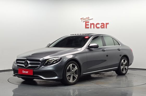 Mercedes-Benz E-Class E300 4MATIC AV Intelligent Drive — пробег 76 318 км — фото 1 из 5
