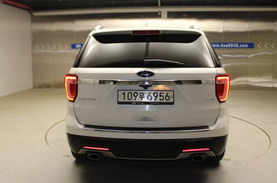 Ford Explorer 2.3 Limited 4WD 5th — пробег 96 963 км — фото 4 из 5