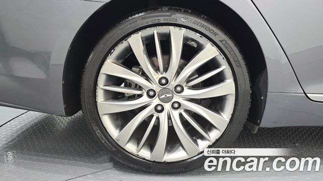 Hyundai Genesis из Кореи Encar