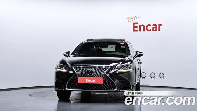 Lexus LS из Кореи Encar
