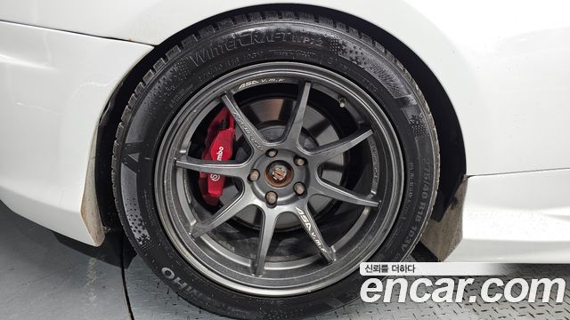 Hyundai Genesis из Кореи Encar