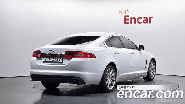 Jaguar XF 2.2D Luxury X250 — пробег 229 811 км — фото 2 из 5