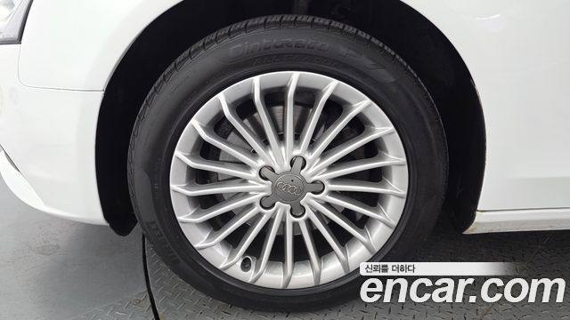 Audi A4 из Кореи Encar