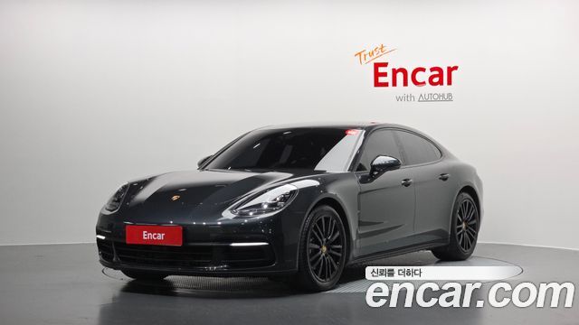 Porsche Panamera 3.0 AWD — пробег 93 670 км — фото 1 из 5