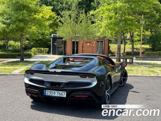 Ferrari 296 из Кореи Encar