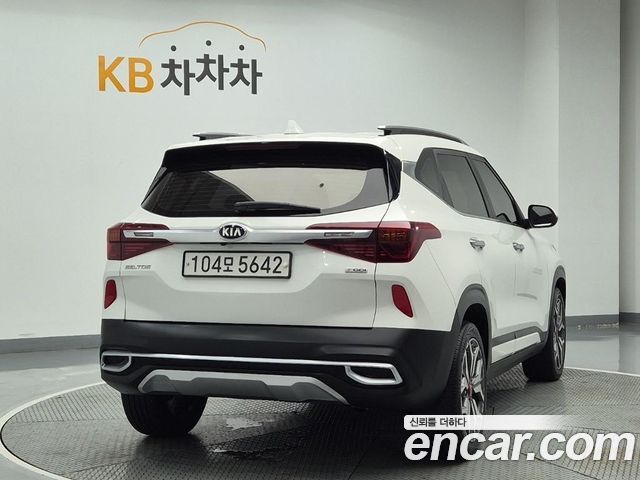 Kia Seltos из Кореи Encar