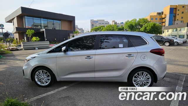 Kia Carens 1.7 VGT Prestige — пробег 54 023 км — фото 3 из 5