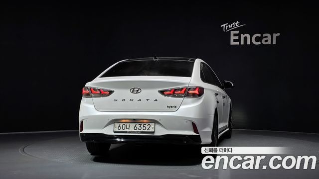 Hyundai Sonata Premium — пробег 163 966 км — фото 4 из 5