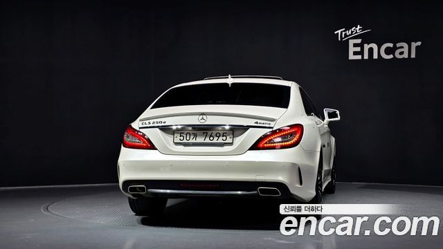 Mercedes-Benz CLS-Class CLS250 d 4MATIC AMG Line — пробег 95 404 км — фото 4 из 5