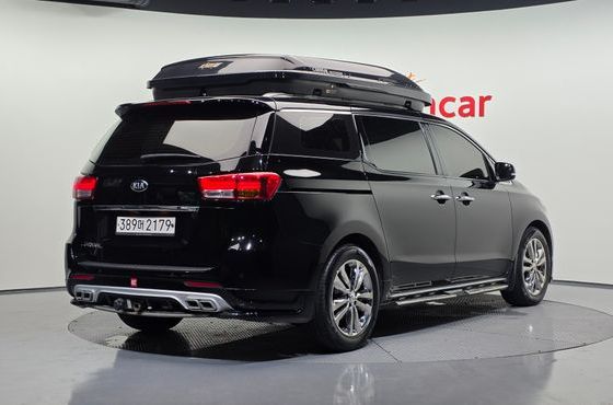 Kia Carnival 9-seater Prestige — пробег 80 244 км — фото 2 из 5