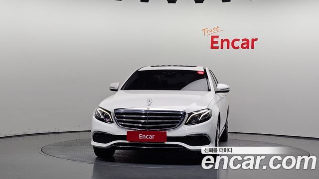 Mercedes-Benz E-Class из Кореи Encar