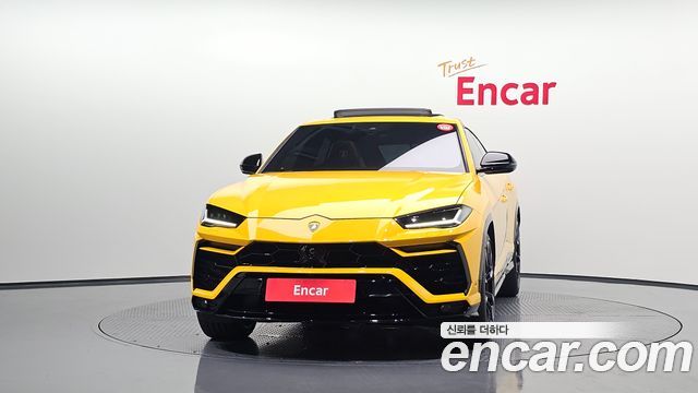 Lamborghini Urus 4.0 V8 — пробег 18 896 км — фото 3 из 5