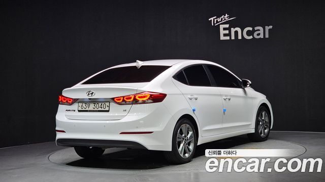 Hyundai AVANTE из Кореи Encar