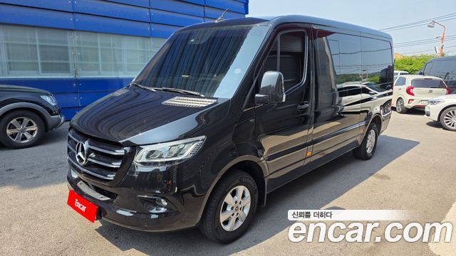 Mercedes-Benz Sprinter 3.0 Diesel W907 — пробег 62 455 км — фото 1 из 5