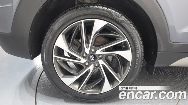 Hyundai Tucson из Кореи Encar