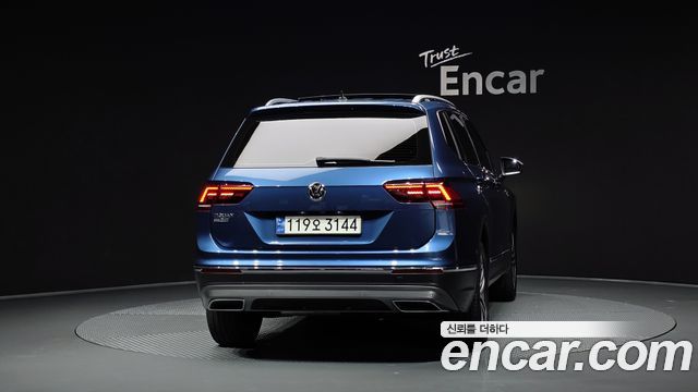 Volkswagen Tiguan из Кореи Encar