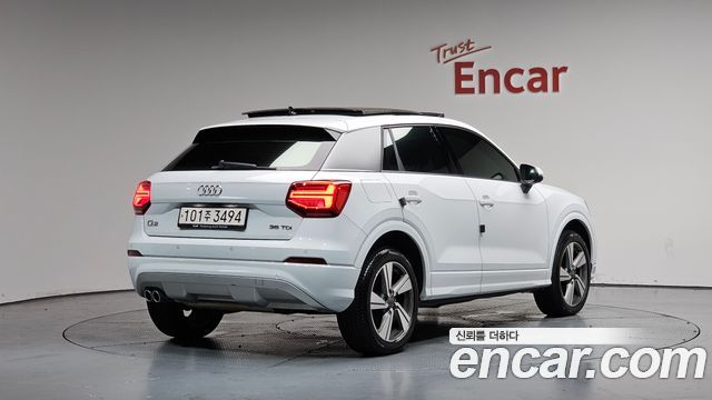 Audi Q2 35 TDI Premium — пробег 22 310 км — фото 2 из 5
