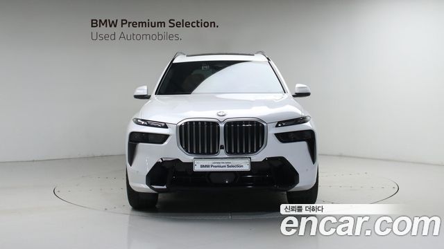 BMW X7 xDrive 40i M Sport 6STR — пробег 11 046 км — фото 2 из 5