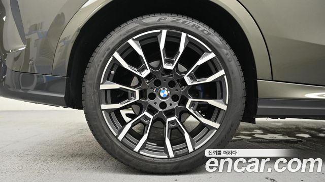BMW X6 xDrive40d M Sport — пробег 10 635 км — фото 5 из 5