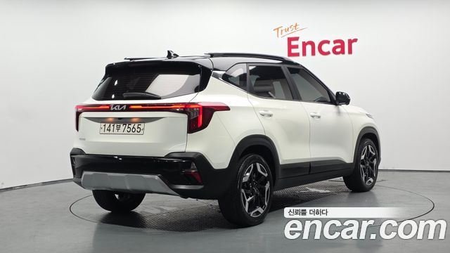 Kia Seltos из Кореи Encar